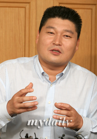姜虎东"妻子是在2年前的男女派对上认识(图)