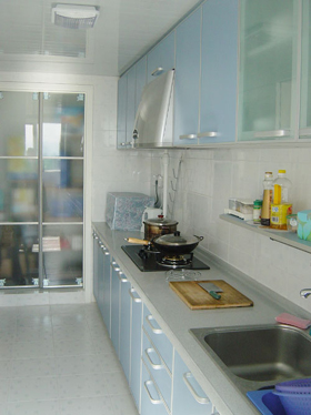 小窄厨房装修效果图_l型厨房装修效果图_客厅厨房