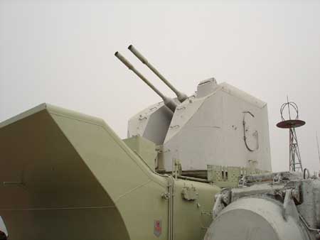 国产超轻型76毫米舰炮图片