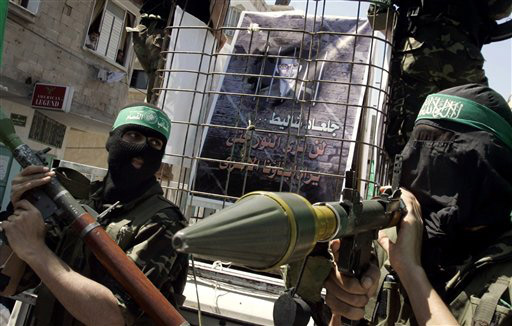 哈马斯攻占法塔赫安全部队总部冲突造成37人死