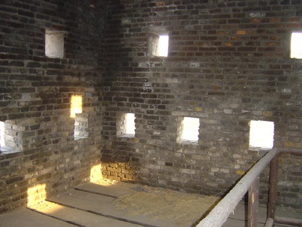 日军炮楼内部结构图片图片