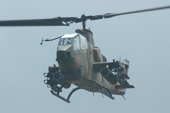 圖文:日本陸上自衛隊裝備的ah-1j武裝直升機