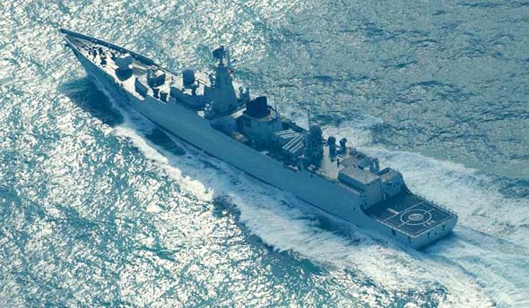 图文:俯视海军新型168广州号驱逐舰