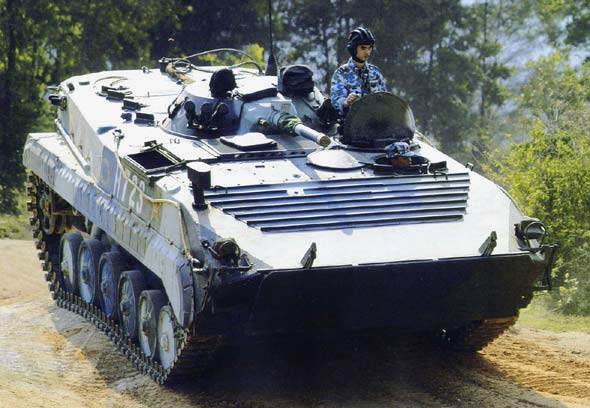 图文:海军陆战队86式步兵战车