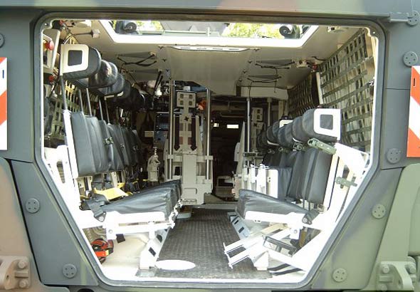 m113装甲车内部图片