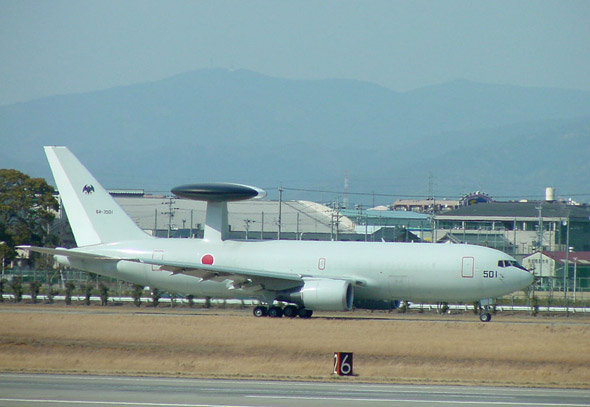 图文:日本购自美国的e767型空中预警机