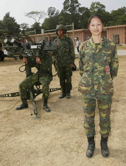 台军女兵图片