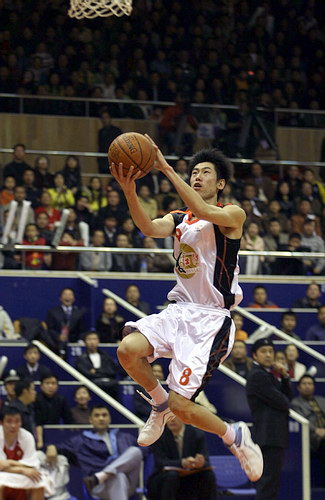 张楠篮球运动员身高图片