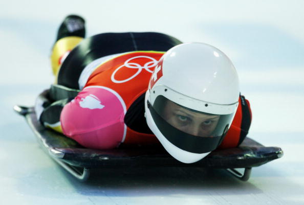 北京冬奥会俯式冰橇图片