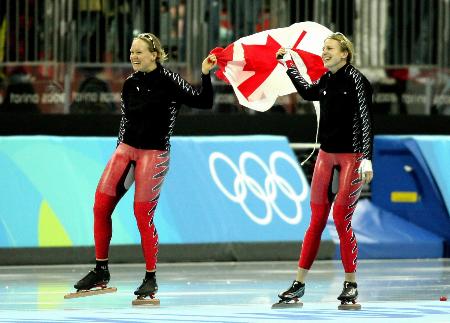 (02月23日09:59)   2月22日,在都灵冬奥会速度滑冰女子1500米决赛中